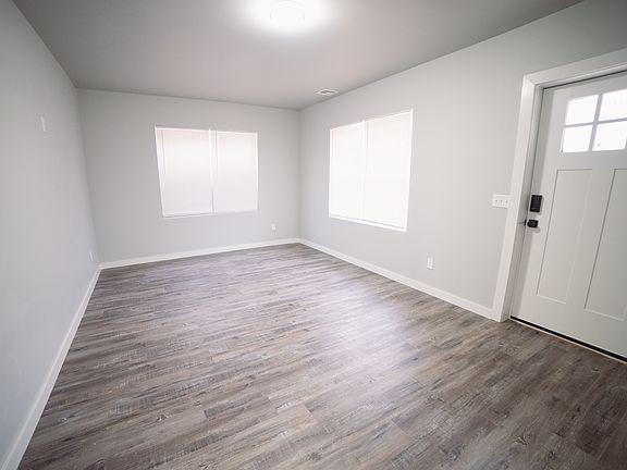 3rd image of 103 N Columbia Ave #103