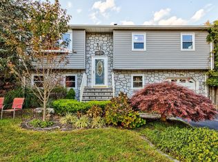1515 Newport Dr, Lakewood, NJ 08701