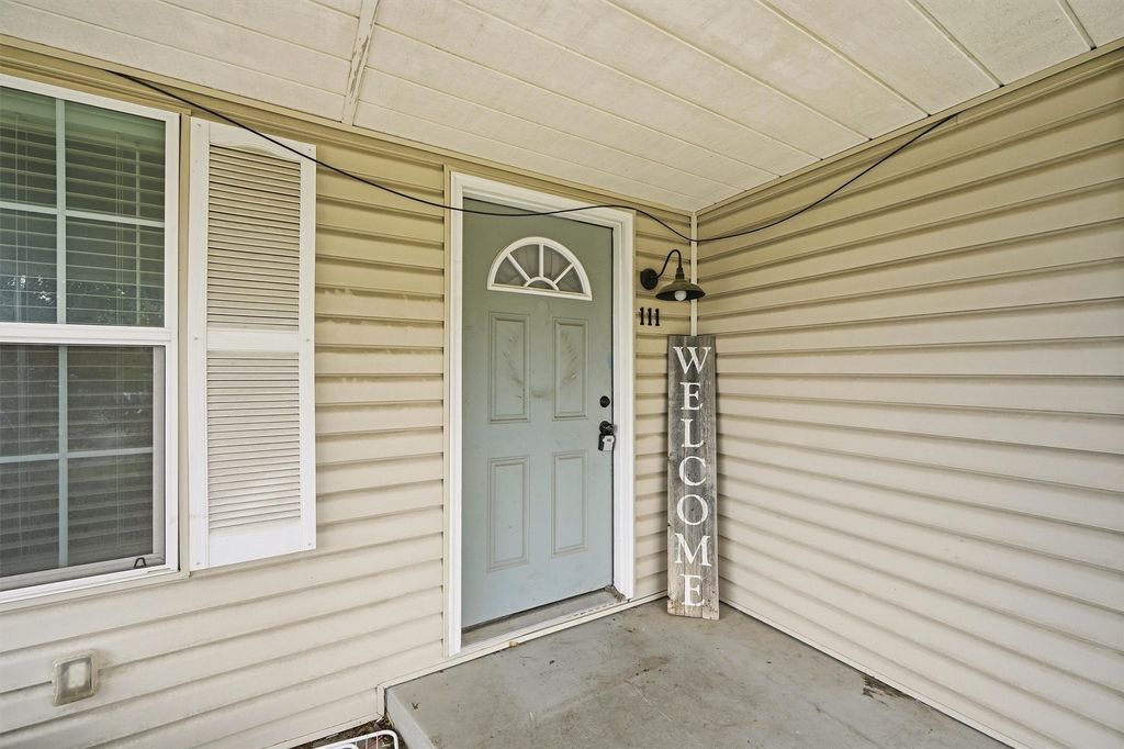 111 Britton St, Tom Bean, TX - View 4
