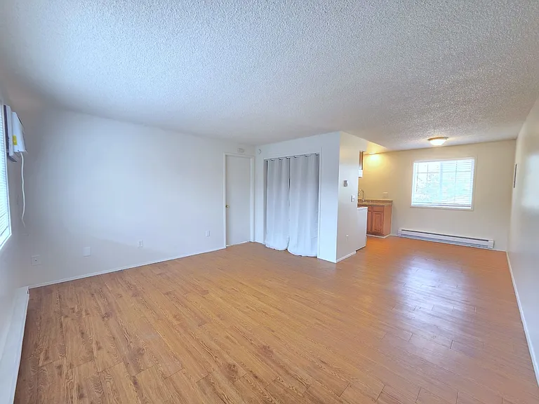Horizon Apartments — Photo 17