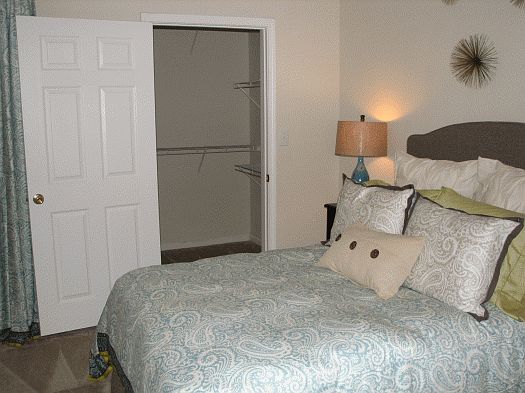 Large Bedroom & W/I Closet
