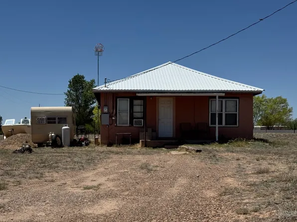 301 N 4th St, Logan, NM 88426