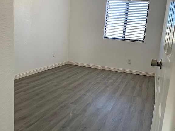 5th image of 9214 Citrus Ave APT D