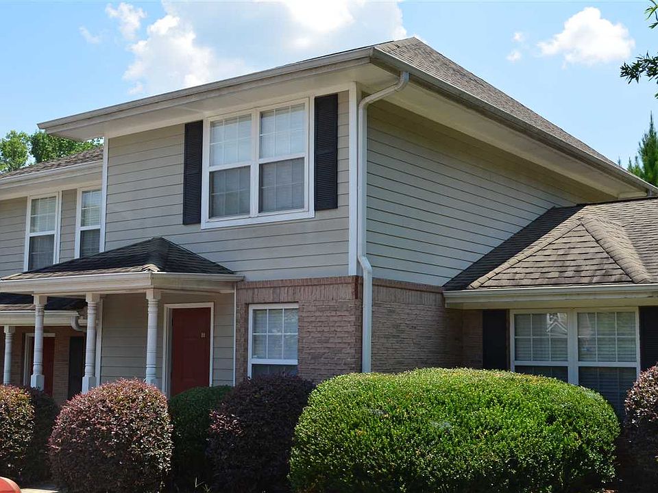 1st image of 647 Bear Dr #647