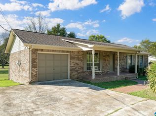 933 Glenn Chapel Rd, Gardendale, AL 35071