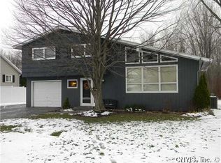 6163 Birchwood Rd, Syracuse, NY 13212