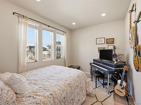 5th image of 7283 Goldbloom Lane