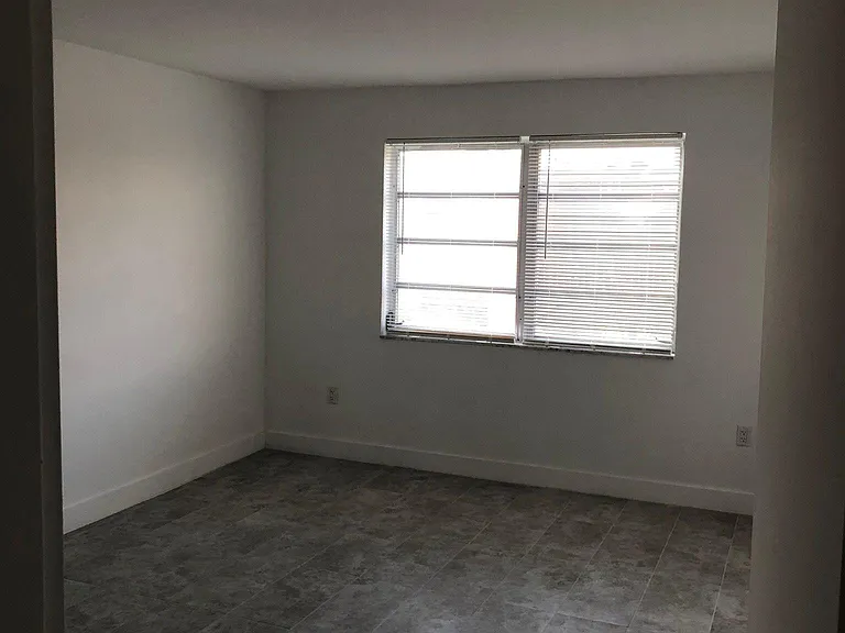 1225 NE 124th St #41B — Photo 7