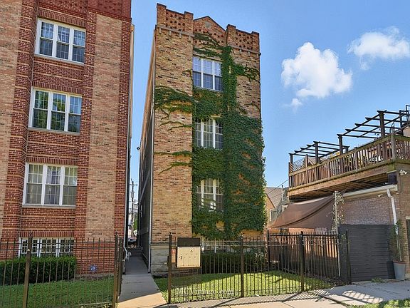 2nd image of 749 S Claremont Ave Unit 1