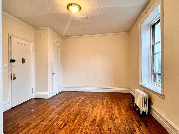 2nd image of 508 W 112th St APT 5B1