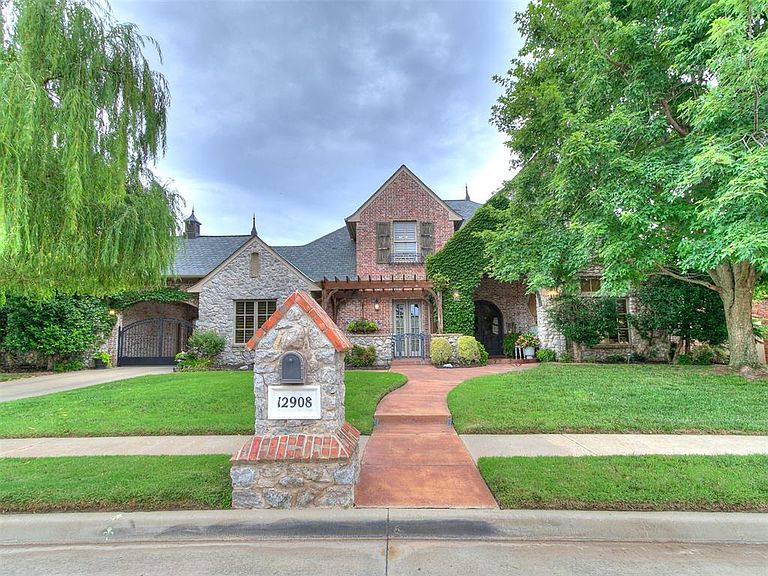 Listing photo 4