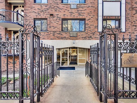 2nd image of 2336 N Commonwealth Ave APT 407