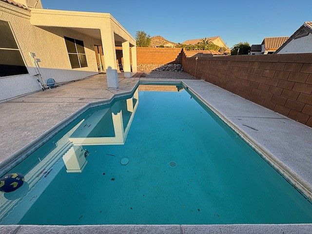 1st image of 2952 Desierto Verde