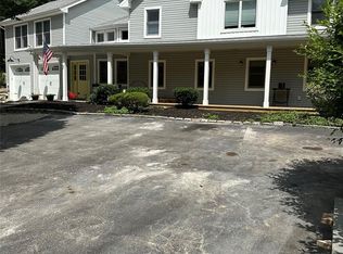 162 Spring Rd, Huntington, NY 11743
