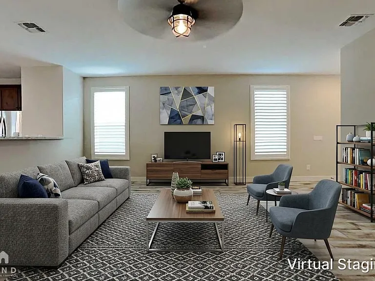 2639 N Walker Way — Photo 2