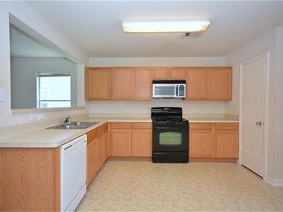 3rd image of 8106 Arrington Forest Ln