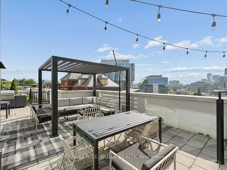 15 Wellington St S #1204 — Photo 31