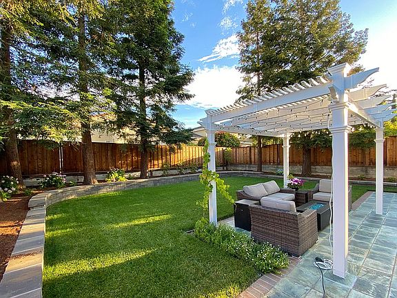 5th image of 21904 Almaden Ave