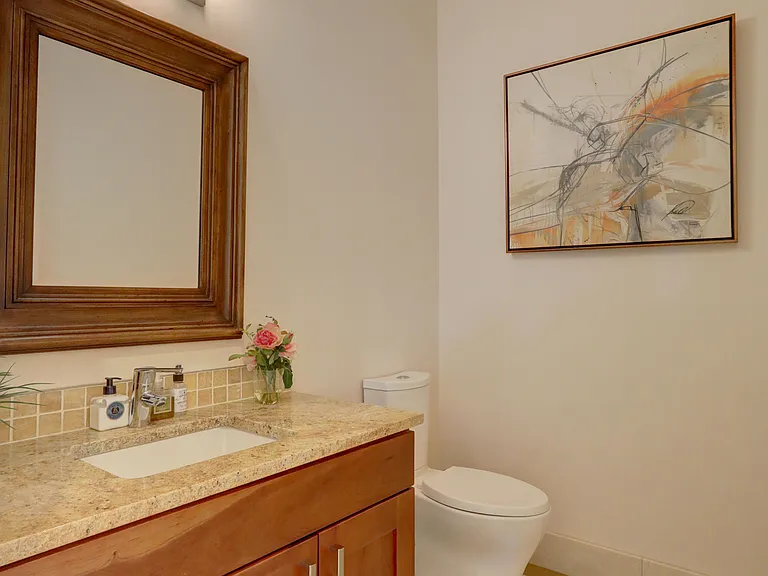 Powder room