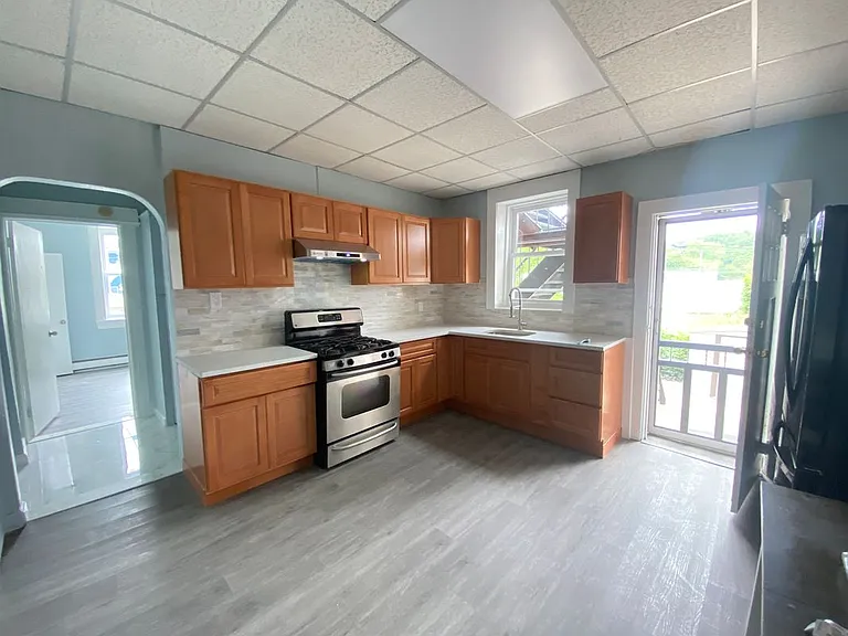 339 Valley St #1 — Photo 10