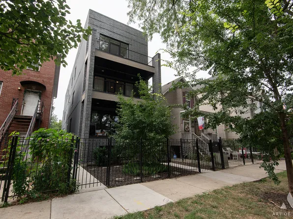 1932 N Drake Ave #2E, Chicago, IL 60647