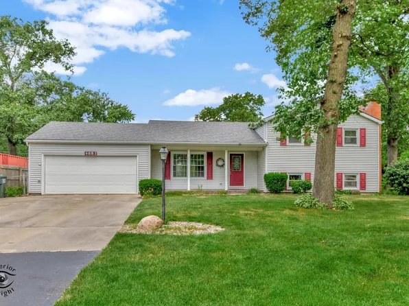 4683 W Doris Dr, Kankakee, IL 60901