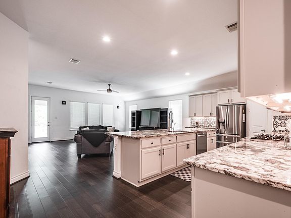 5th image of 18203 Langkawi Ln