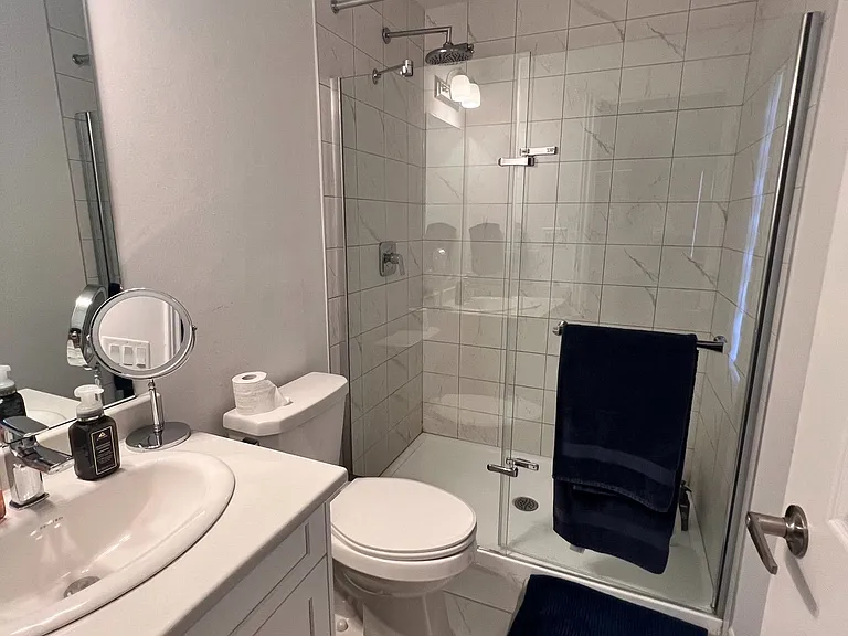 61 Soho St #79 — Photo 15
