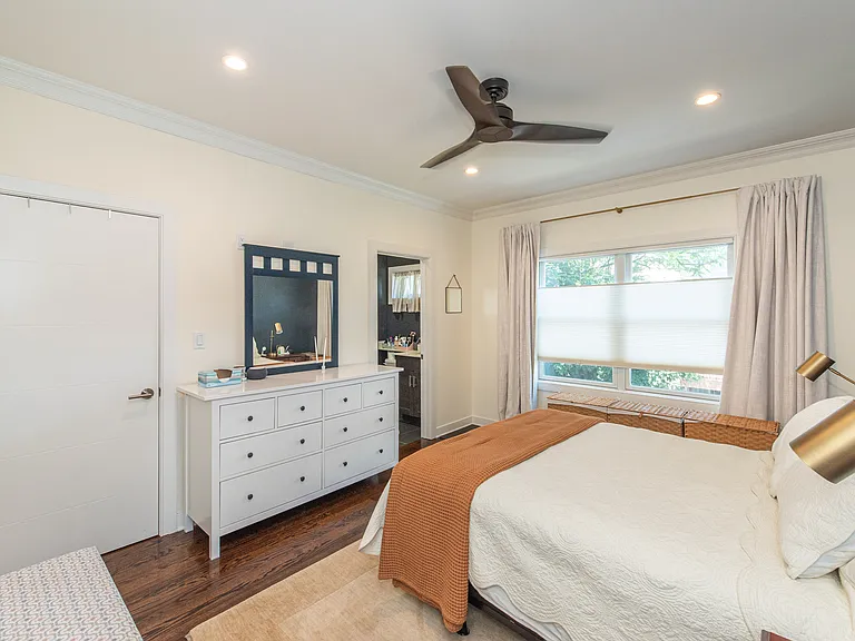 22 Thorne St #1 — Photo 13