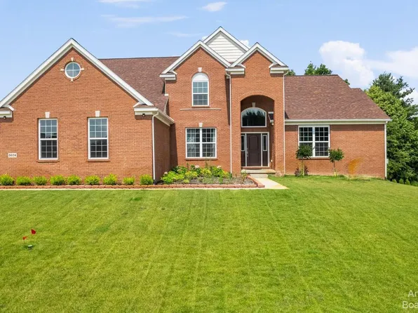 5624 Hartman Ct, Dexter, MI 48130