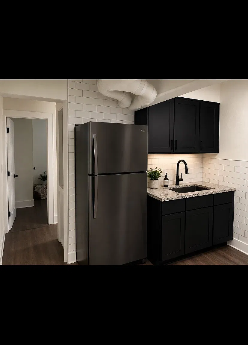 1 bed, 1.5 bath, 800 sqft, $1,050 — Photo 2