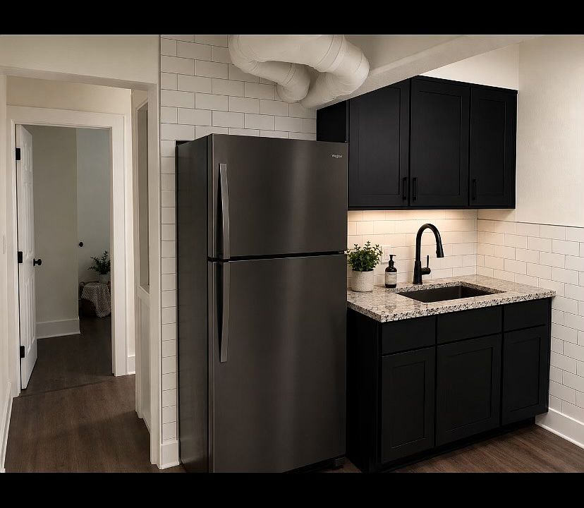 2nd image of 17156 Chapel St #4