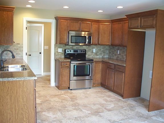 3rd image of 2965 Megan Dr