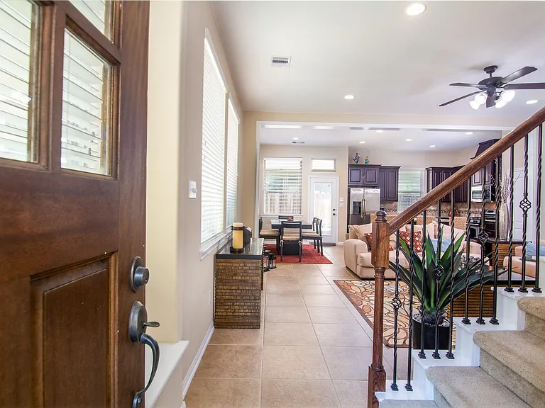 11 Cheswood Manor Ct — Photo 9