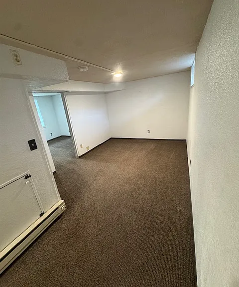504 Woodford Ave — Photo 13