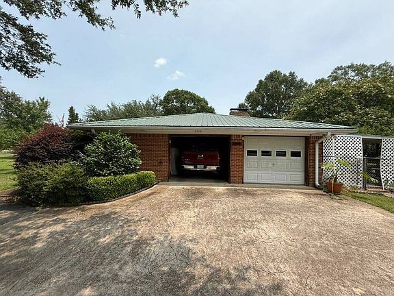 5th image of 739 Pony Greer Rd