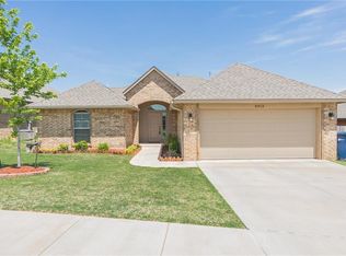 8913 SW 36th Ter, Binger, OK 73009
