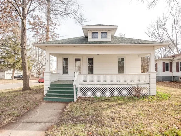 708 N Market St, Sparta, IL 62286