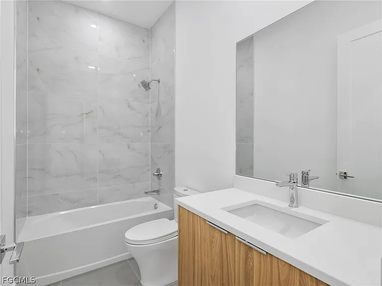 6192 Kambach St — Photo 32