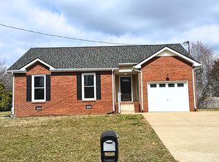 3105 Larson Ln, Clarksville, TN 37043