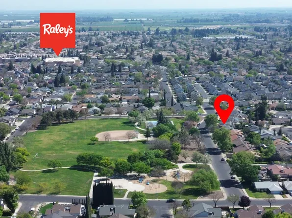 2700 Oaklawn Dr, Modesto, CA 95355