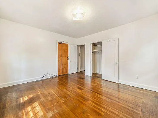 5556 Covode St #1 — Photo 12