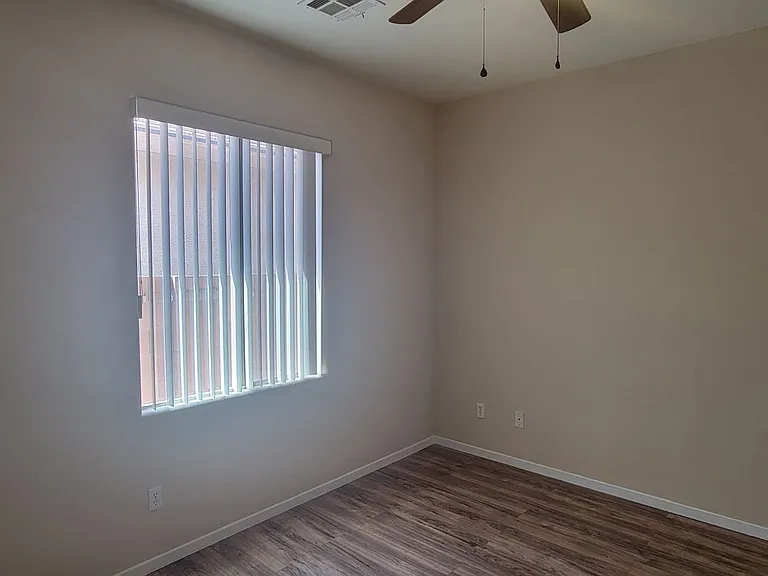 3833 Bowers Hollow Ave — Photo 20