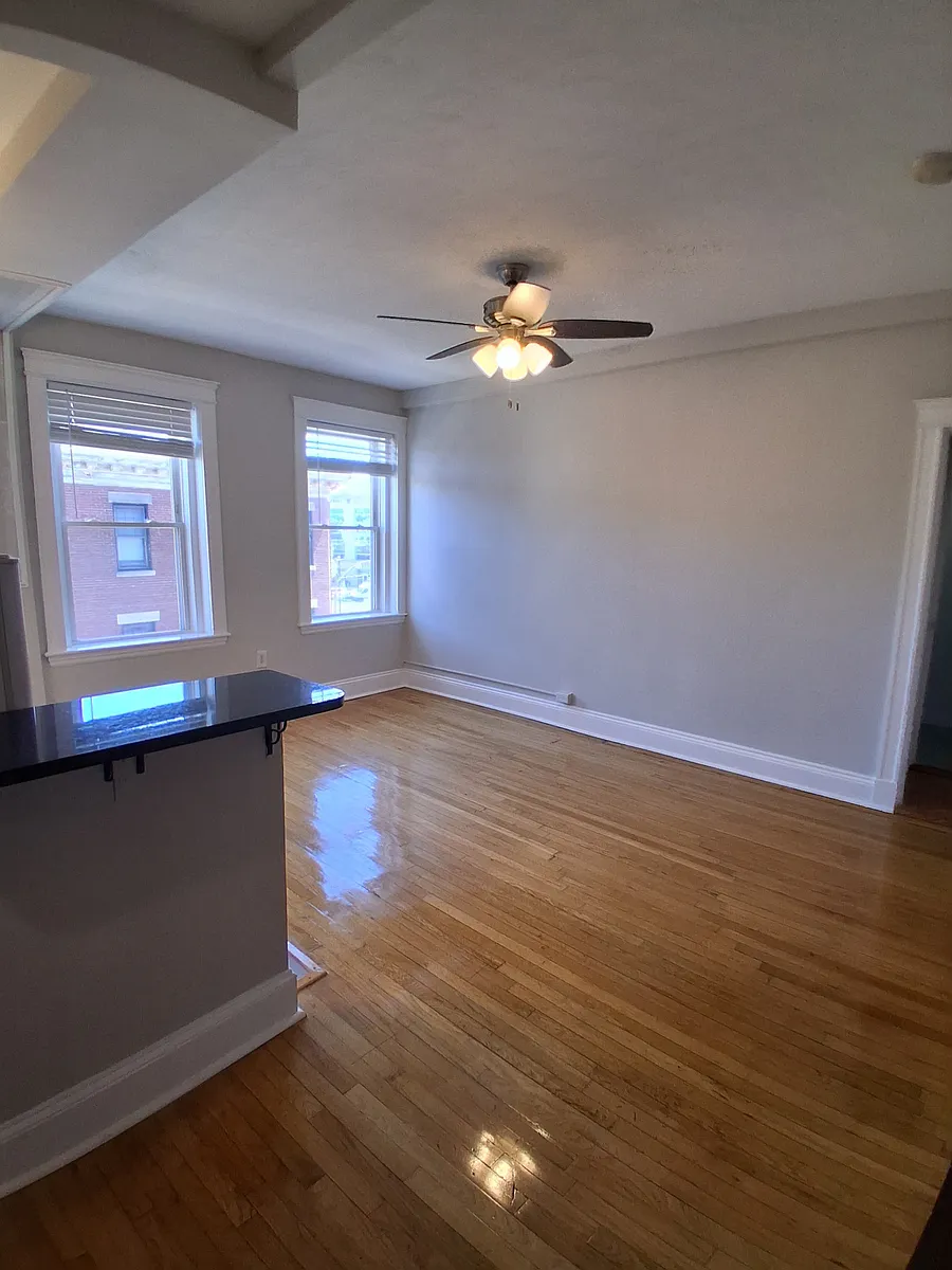 Building Photo - 1185 Commonwealth Ave #15