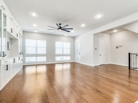 5th image of 1458 Elevado Dr