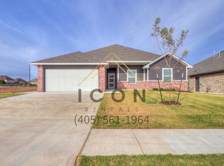 4512 Oasis Ln, Yukon, OK 73099