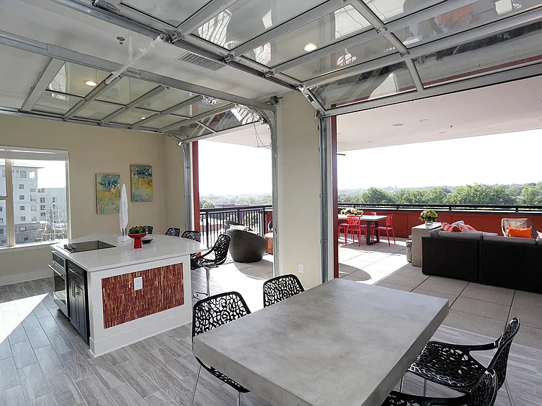 Link Apartments West End — Photo 11