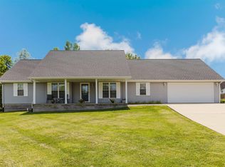 2705 Winter Ln, Marion, IL 62959