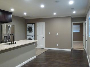 1037 S Kenmore Ave, Los Angeles, CA 90006