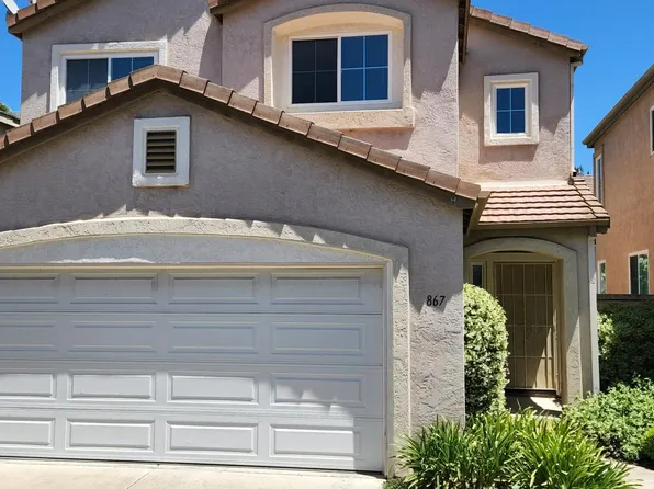 867 Purple Blossom Dr, San Marcos, CA 92078